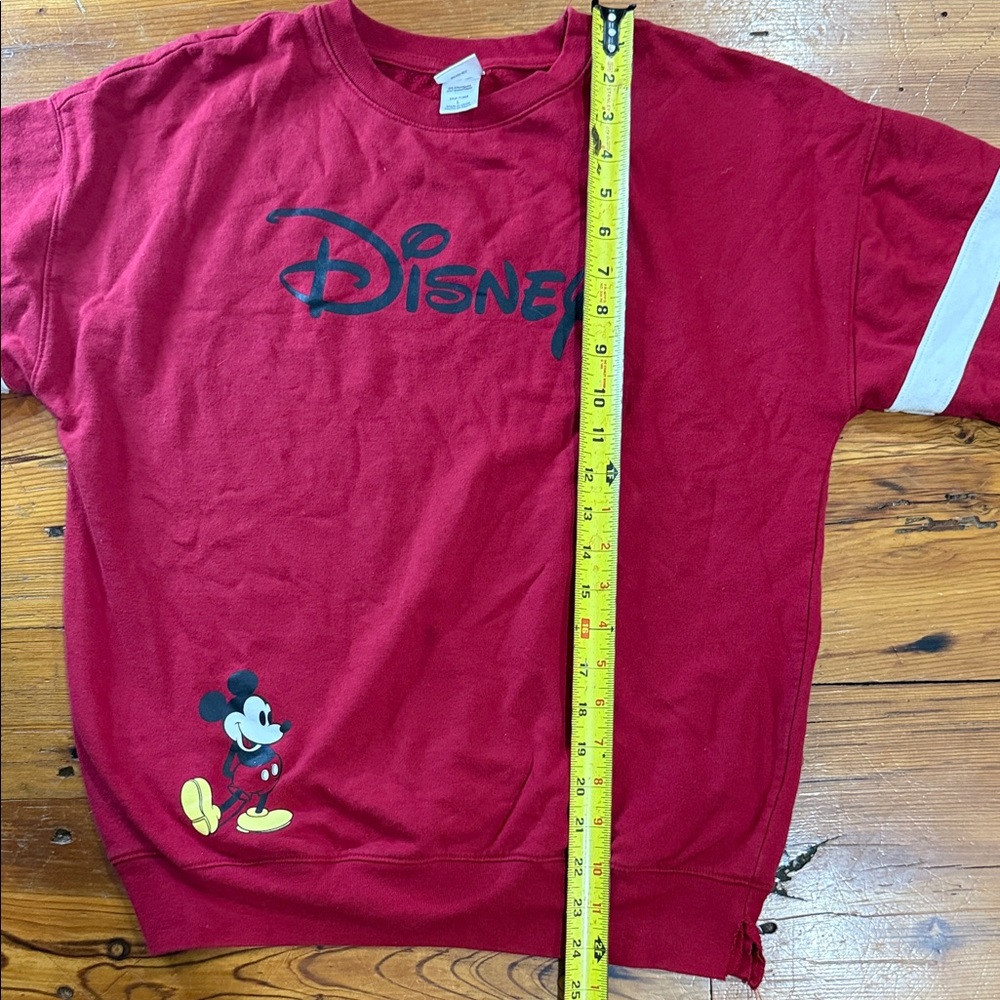 Disney Red Crewneck Sweatershirt with Mickey Mouse Size Large - Picture 9 of 12